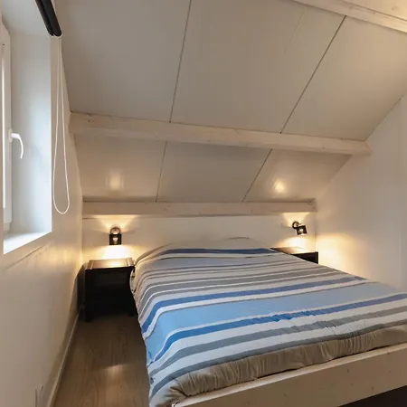 Holiday home Boszicht 32 Nieuwmunster