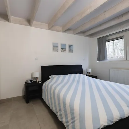 Holiday home Boszicht 32 Nieuwmunster